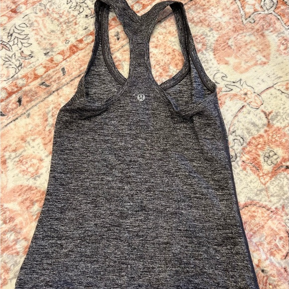 LULULEMON COOL RACERBACK TANK SIZE 2 - Picture 3 of 3